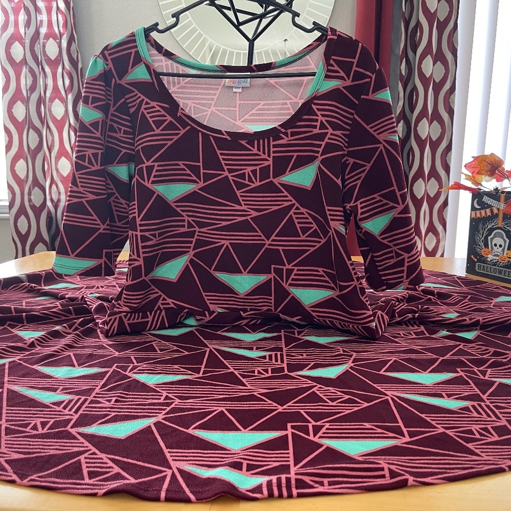 LuLaRoe dress size 3xl in colors burgundy, pink and turquoise
